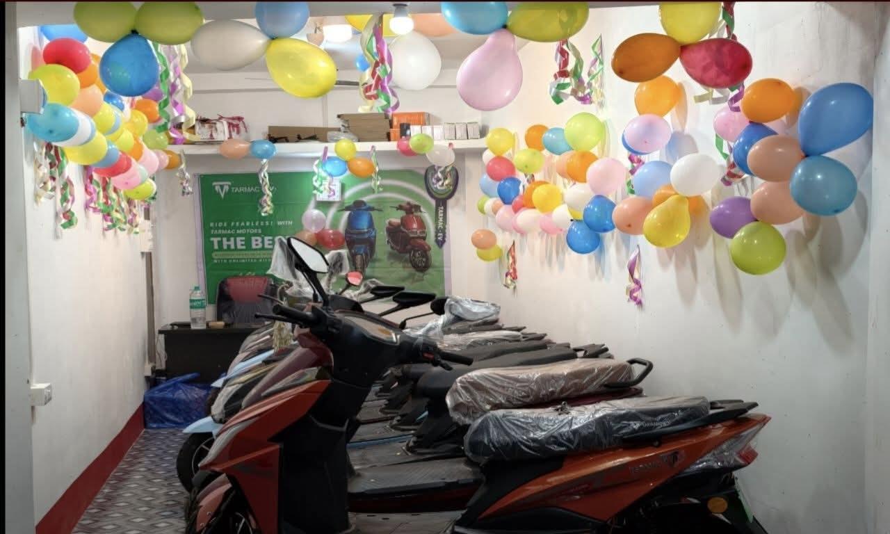 Bondhu Motor Showroom 7